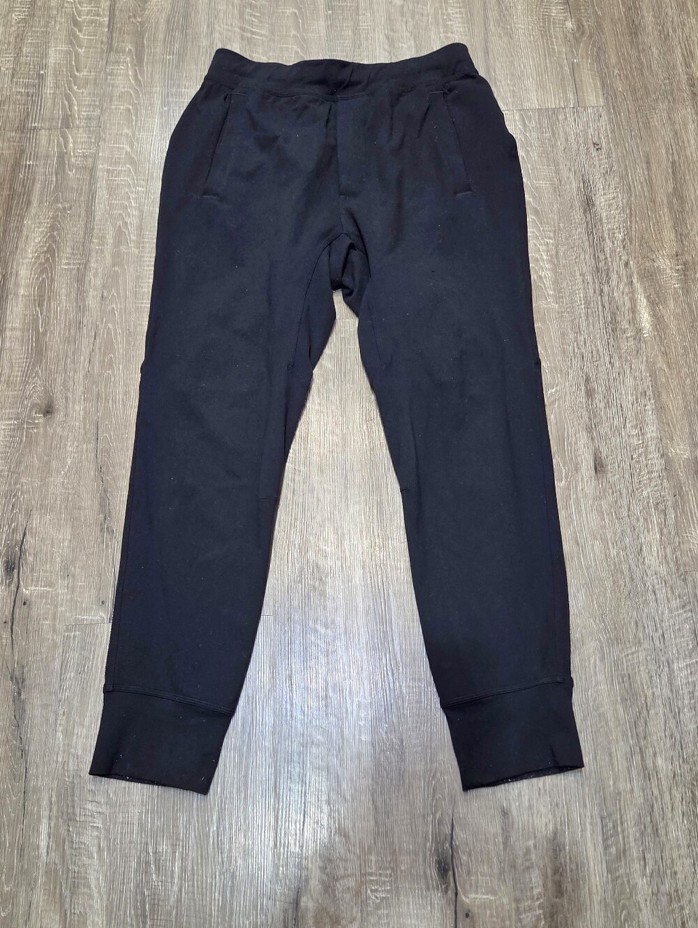 Lululemon Men's Preowned Joggers Sweatpants Size Large Black